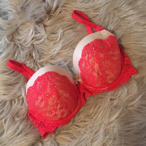Victoria's Secret Other - Beautiful Victoria’s Secret rhinestone bra💕